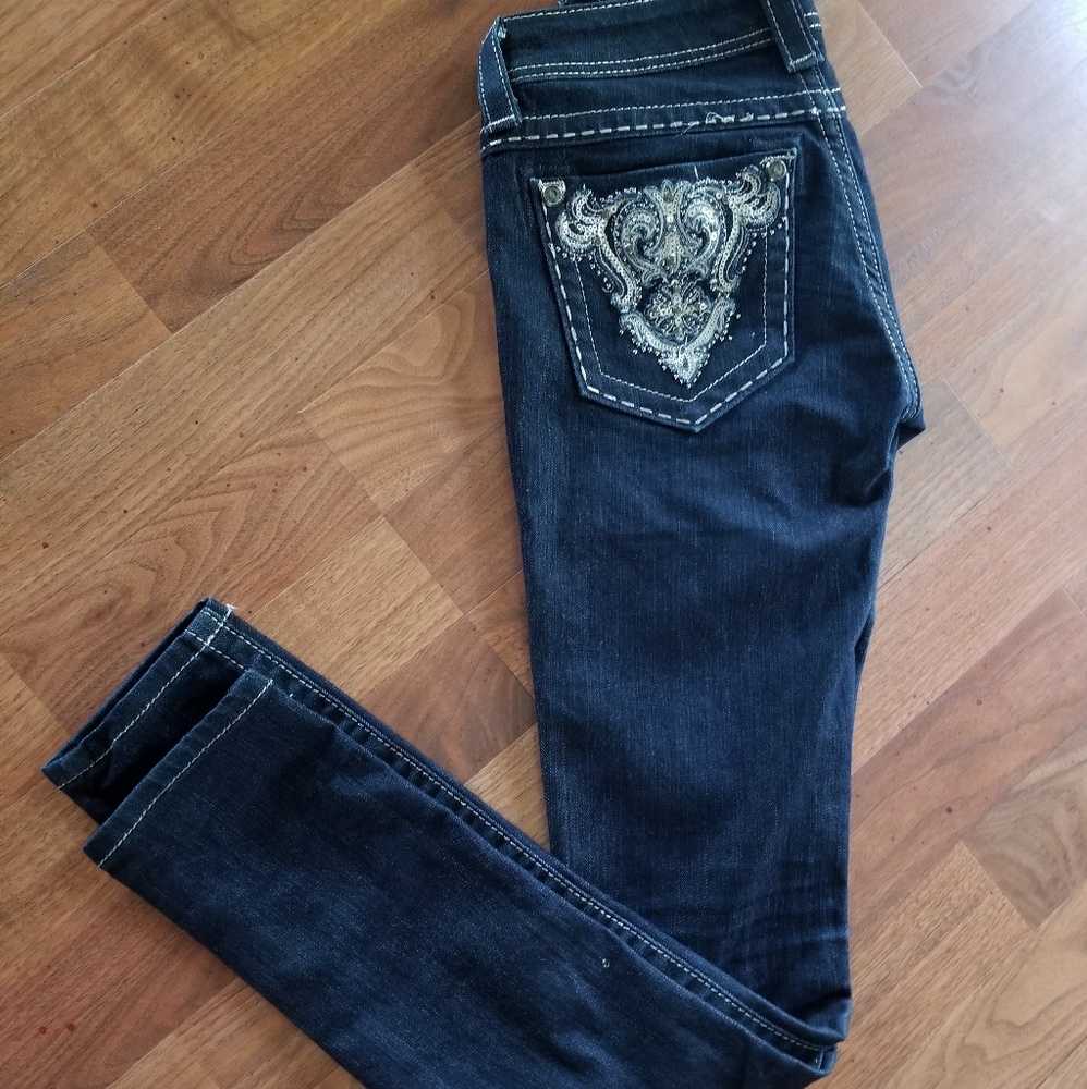 Miss Me skinny jeans size 25